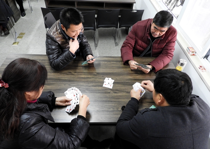 德克萨斯扑克牌比赛视频_德克萨斯扑克牌游戏_德克萨斯扑克比赛
