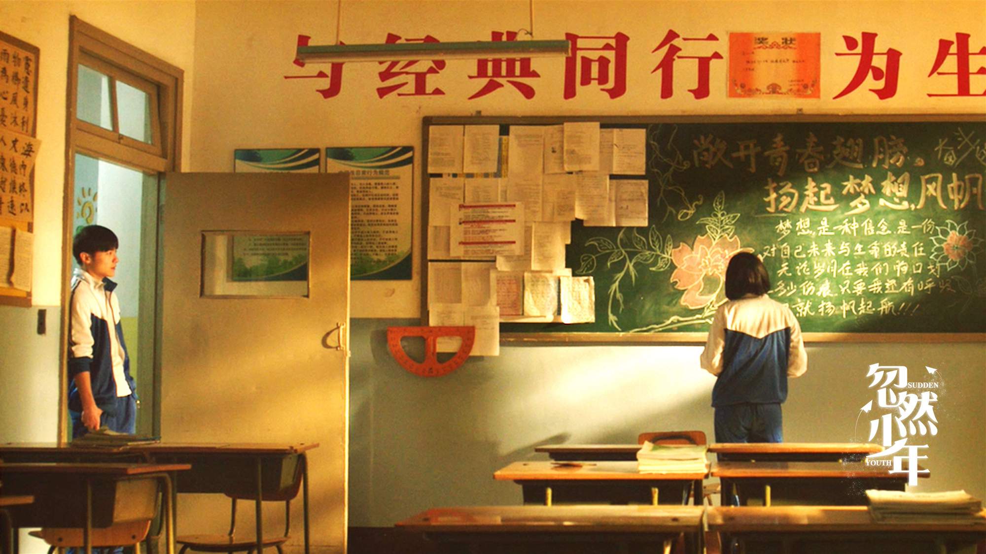 企鹅老式手机游戏破解版_以前的企鹅游戏_老式手机企鹅游戏